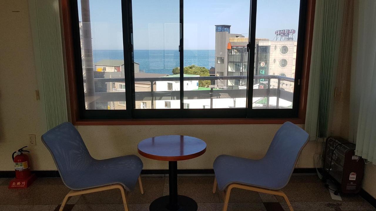 Lighthouse Beach Motel 束草市 外观 照片
