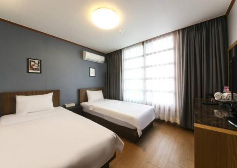 Lighthouse Beach Motel 束草市 外观 照片